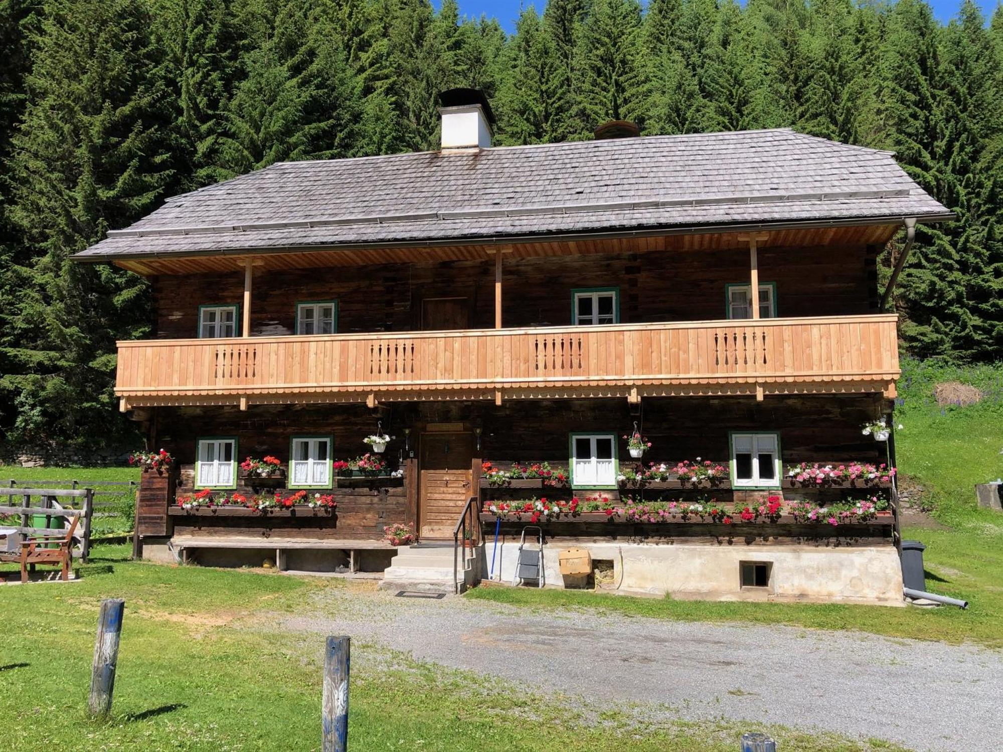 Appartement Schlosserhaus Turrach Turracher Höhe Buitenkant foto